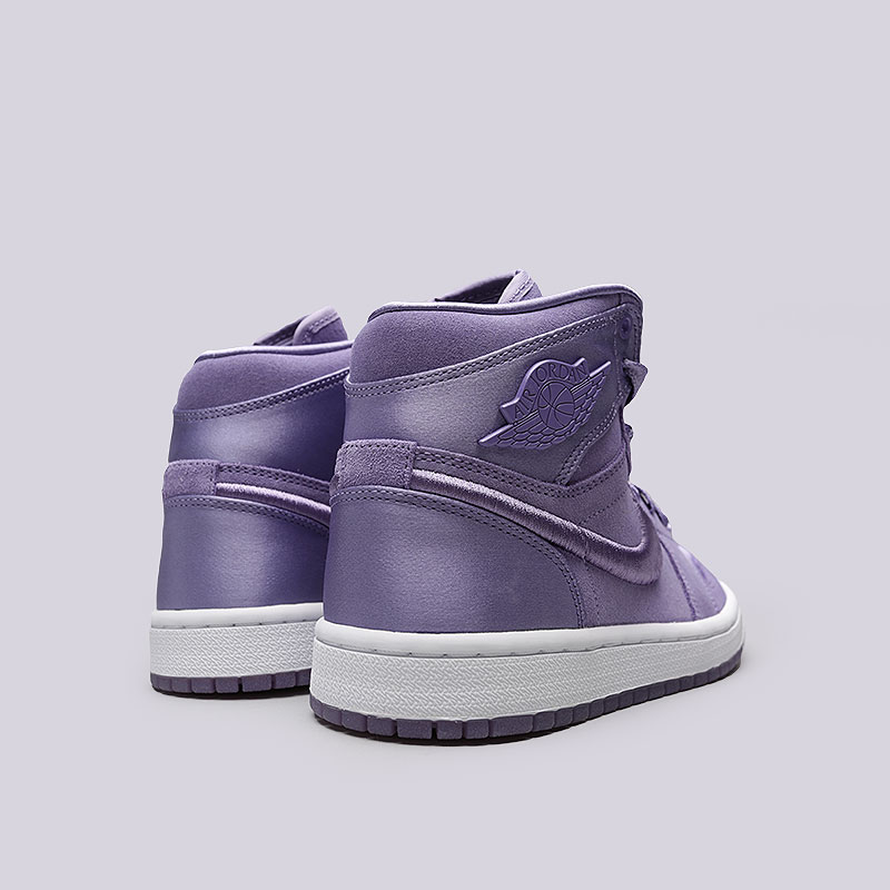 женские фиолетовые кроссовки Jordan WMNS 1 Ret High Soh AO1847-540 - цена, описание, фото 4